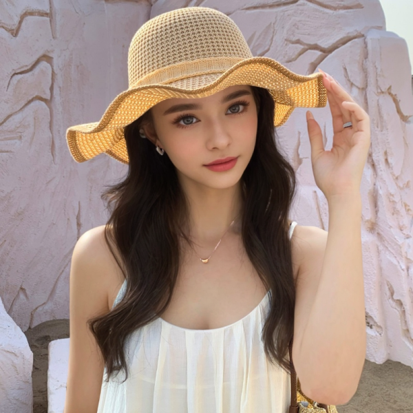 Bow-trimmed sun hat - Image 2