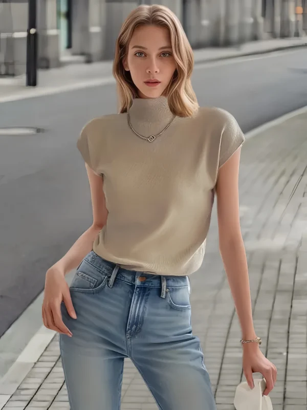Women's Ice Silk Short sleeved T-shirt - Image 4